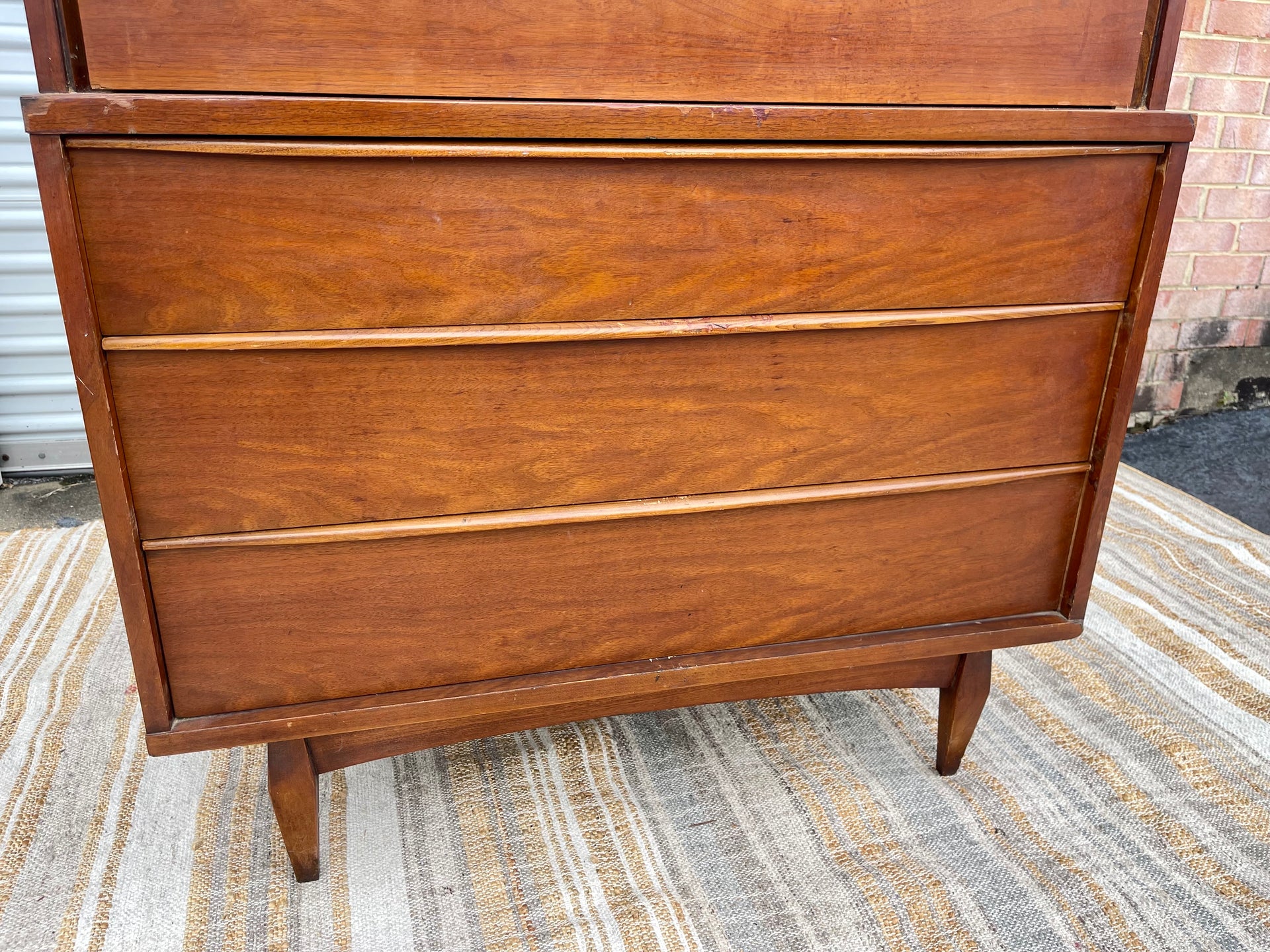Kent Coffey Escort Tallboy Dresser