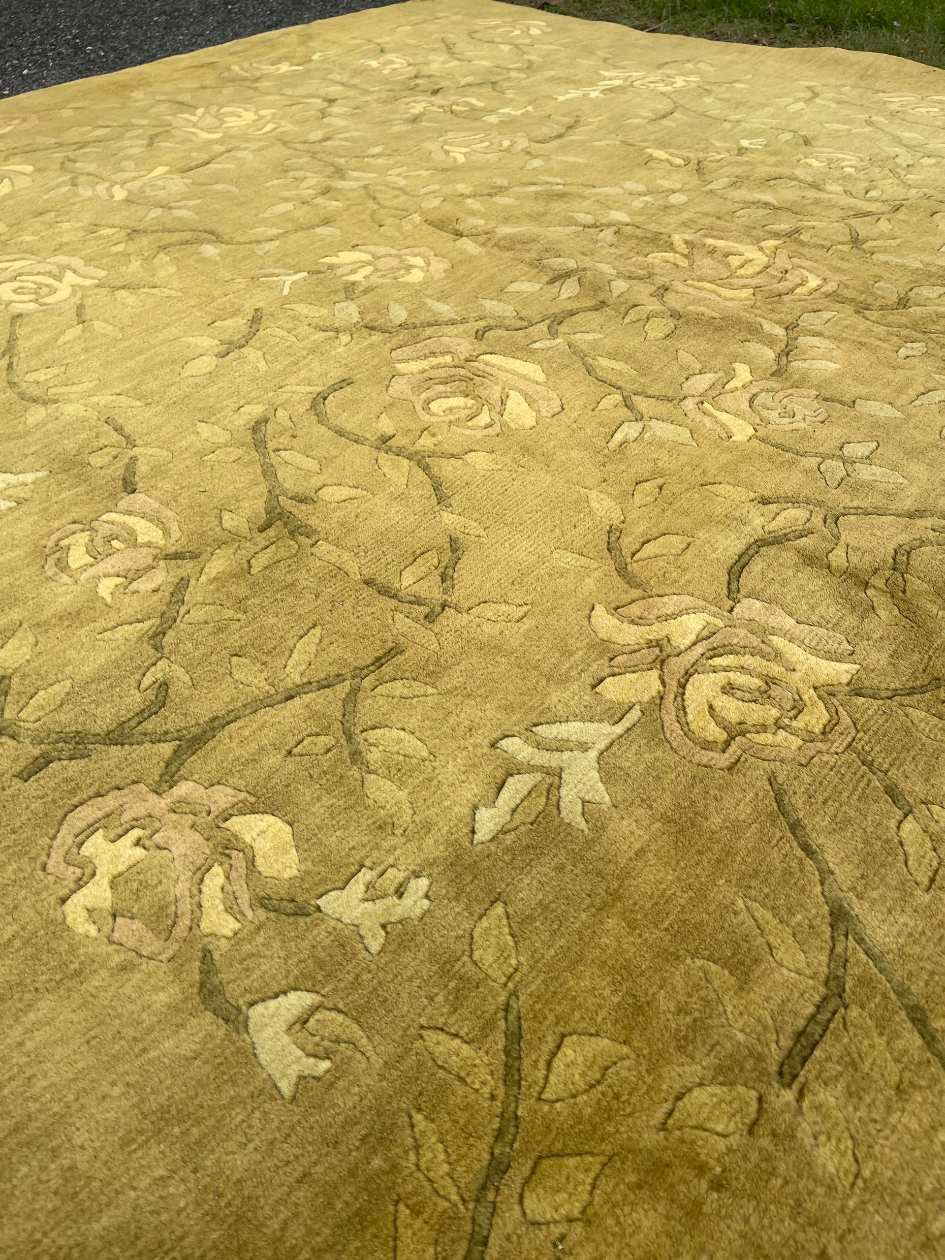 Hand-Knotted 100% Wool Green Floral Area Rug