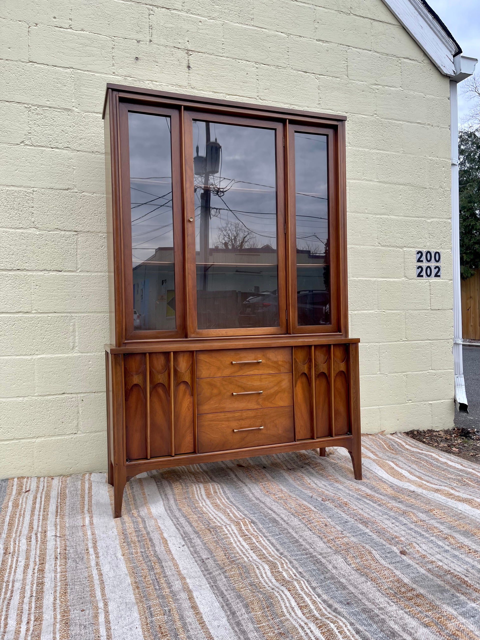 Kent Coffey Perspecta Petite China Cabinet