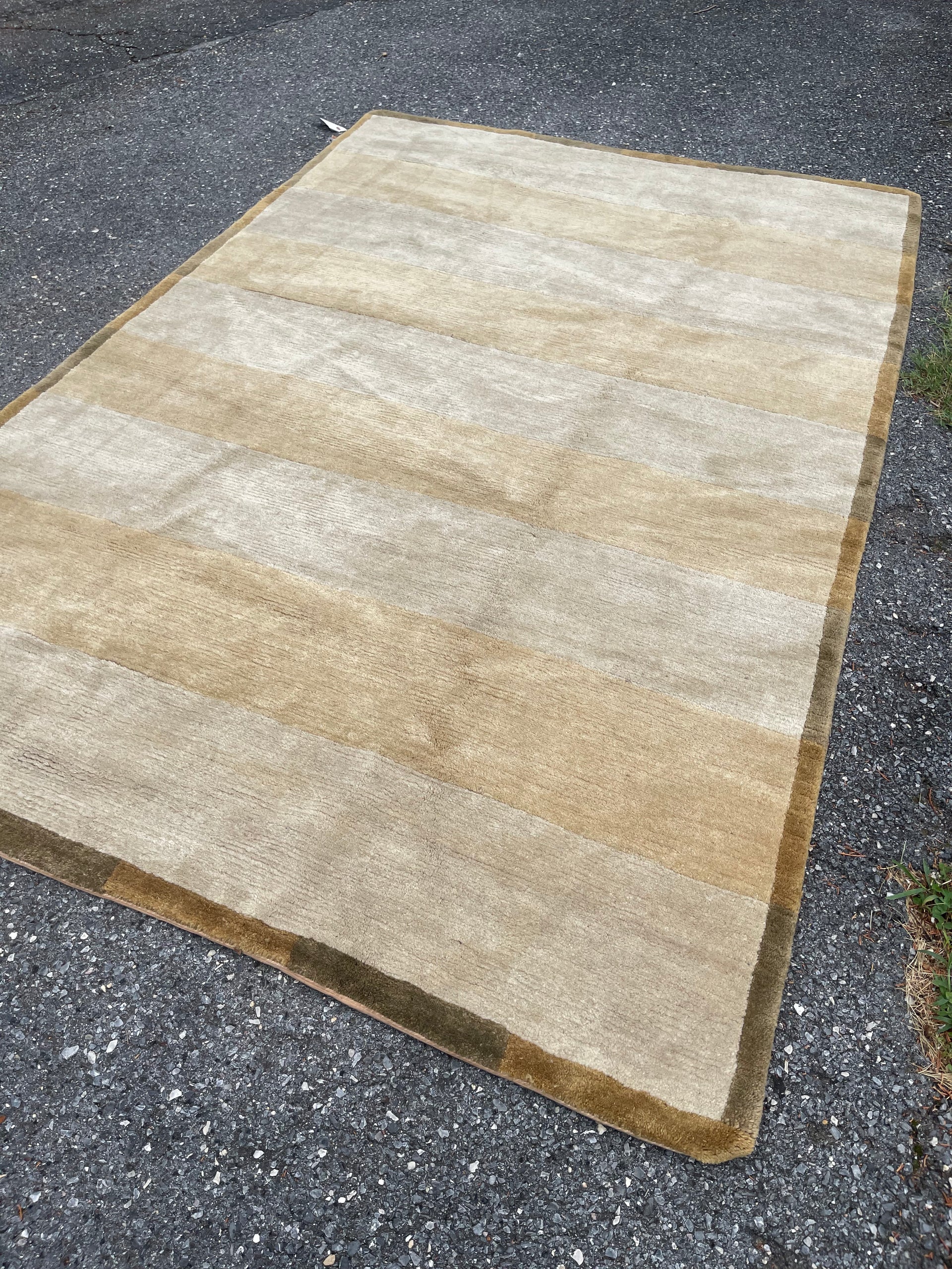 Hand-Knotted Persian Ganesh Rug 100% Wool