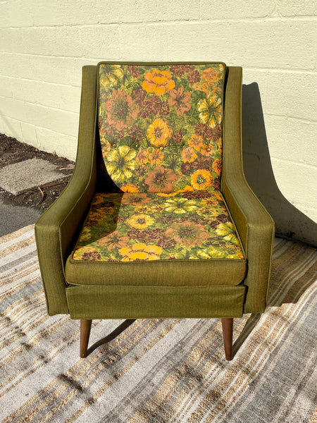 Midcentury Modern Flower Power Chair (His)