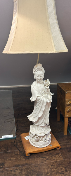 Blanc De Chine Porcelain Geisha Lamp