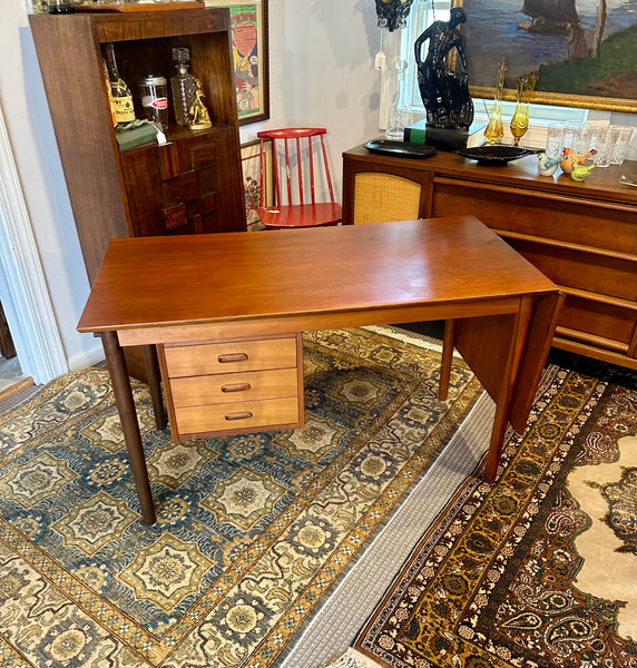 Mid Century Danish Modern Arne Vodder Teak Drop Leaf Desk for H. Sigh Denmark