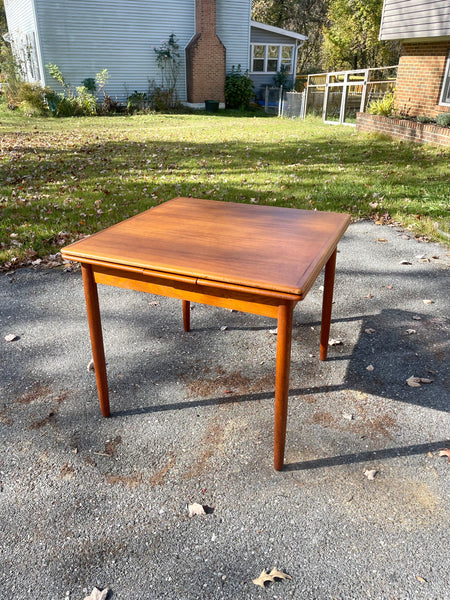 Scandinavian Modern Teak Petite Dining Table with Two Leaves