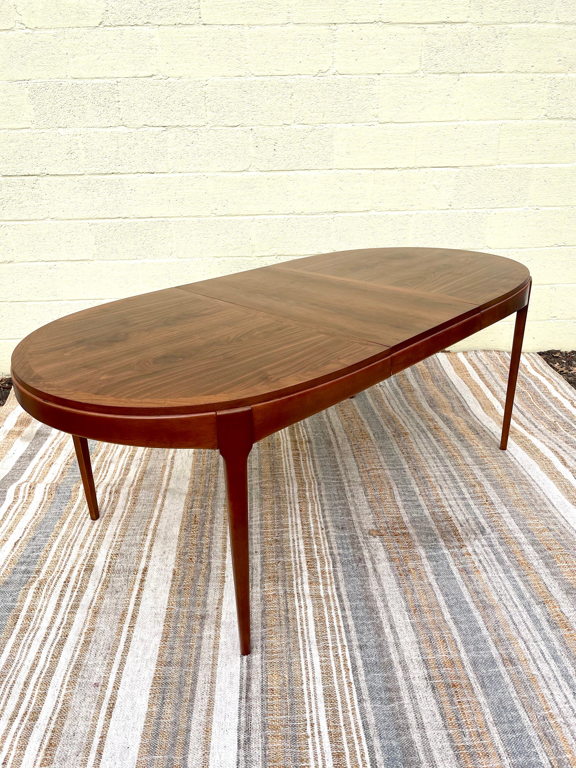 Lane Altavista Walnut Dining Table