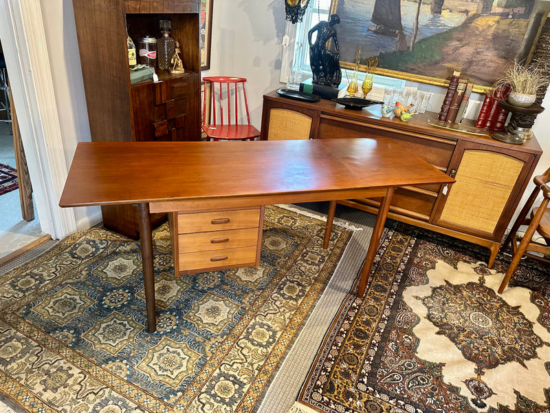 Mid Century Danish Modern Arne Vodder Teak Drop Leaf Desk for H. Sigh Denmark