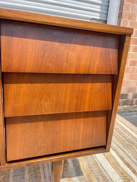 Ward Furniture Co. MCM Louvered Lowboy Dresser & Nightstand