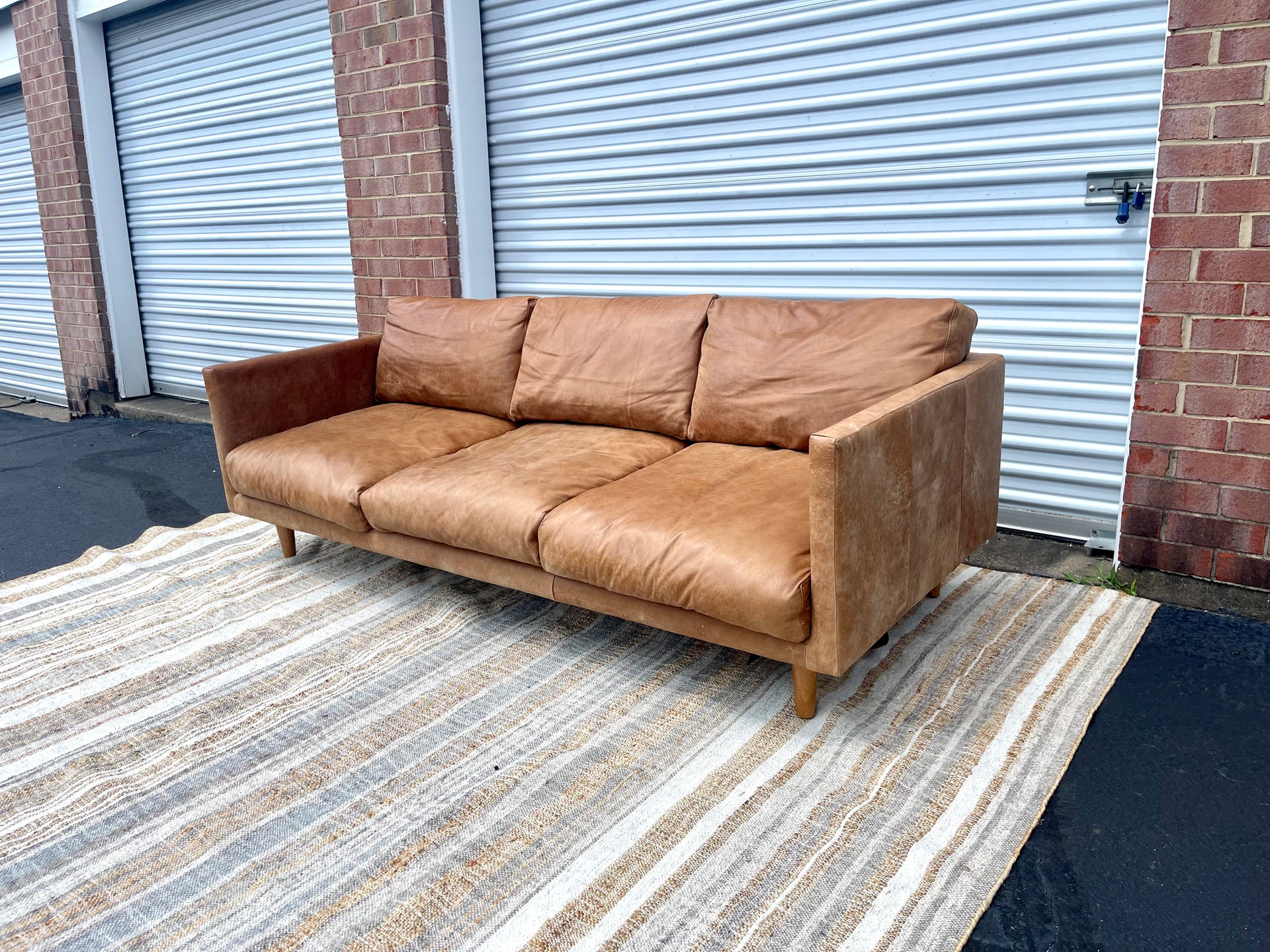 Article Nirvana Dakota Leather Sofa