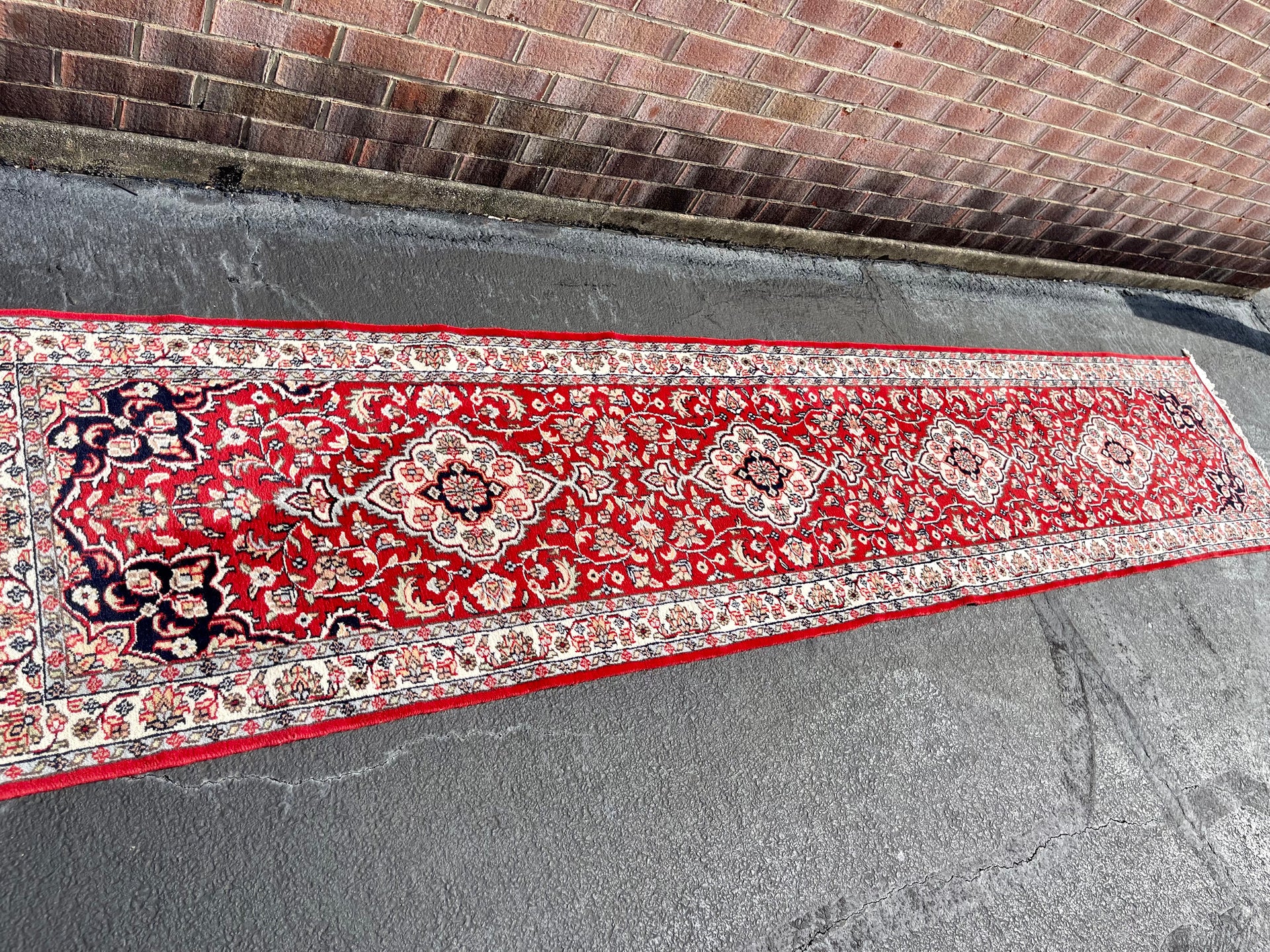 Hand Woven Oriental Kashan Runner