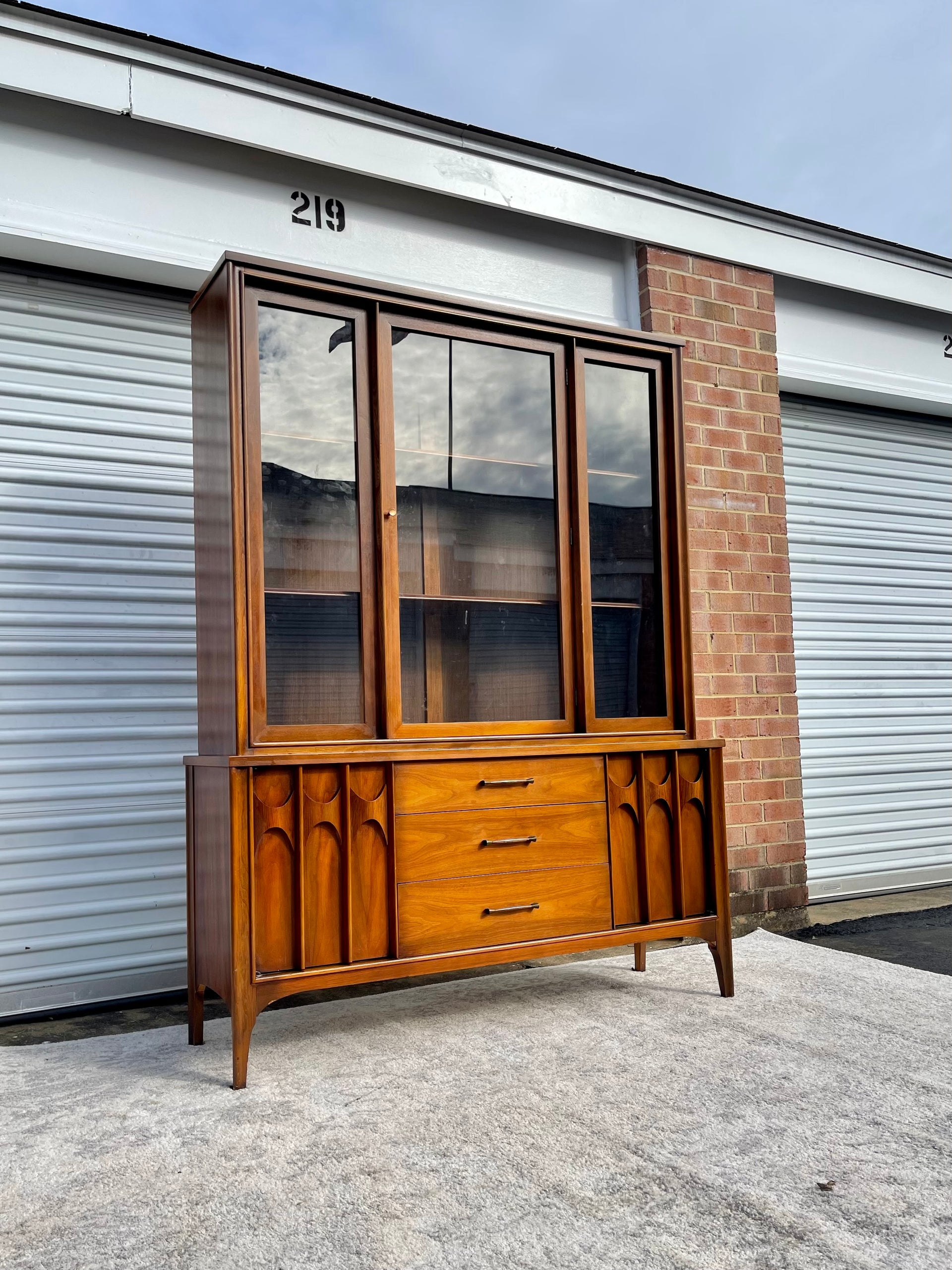 Kent Coffey Perspecta China Cabinet