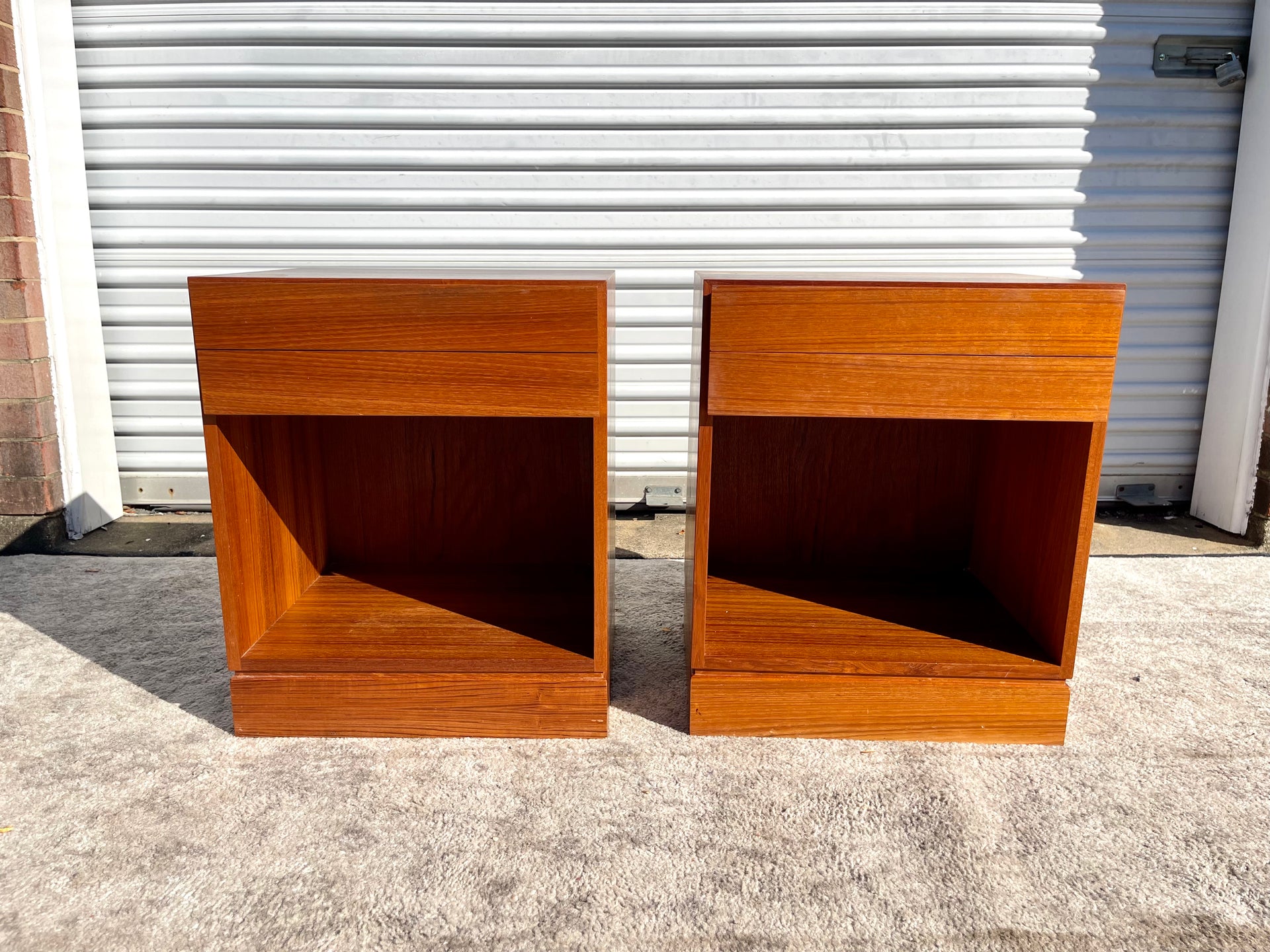Arne Wahl Iversen Teak Danish Modern Nightstands End Side Tables Pair