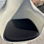 Knoll Saarinen Tulip Chair