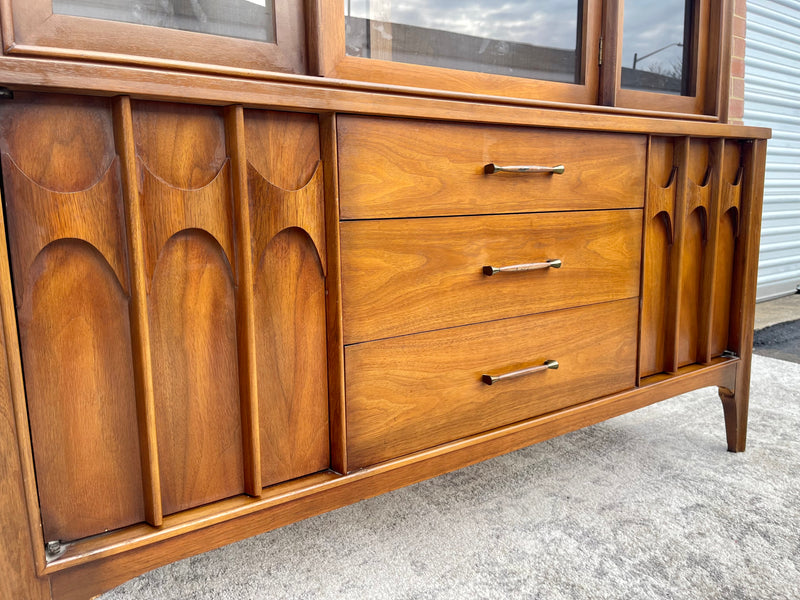 Kent Coffey Perspecta China Cabinet