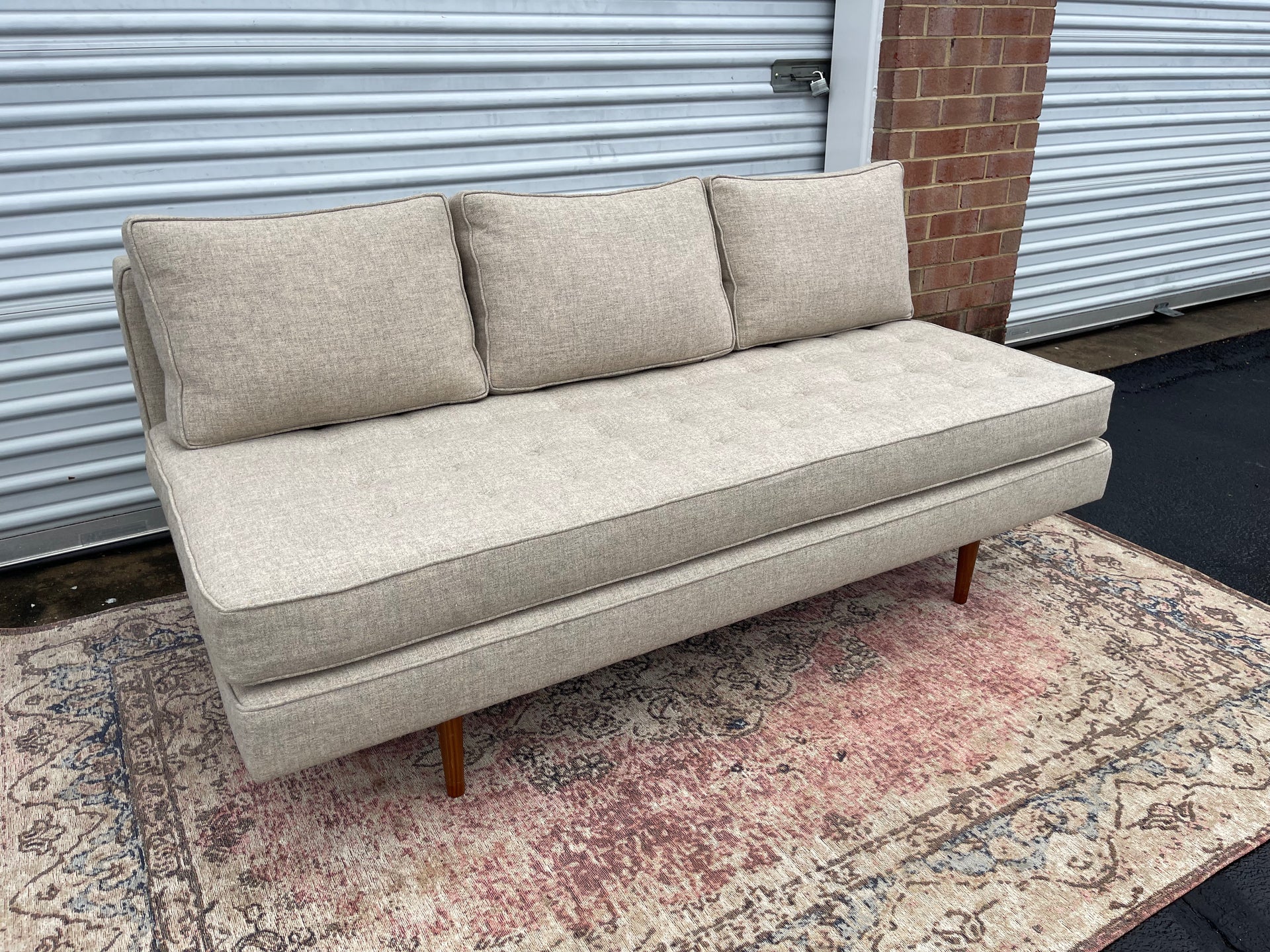 Mid Century Modern Style Daybed