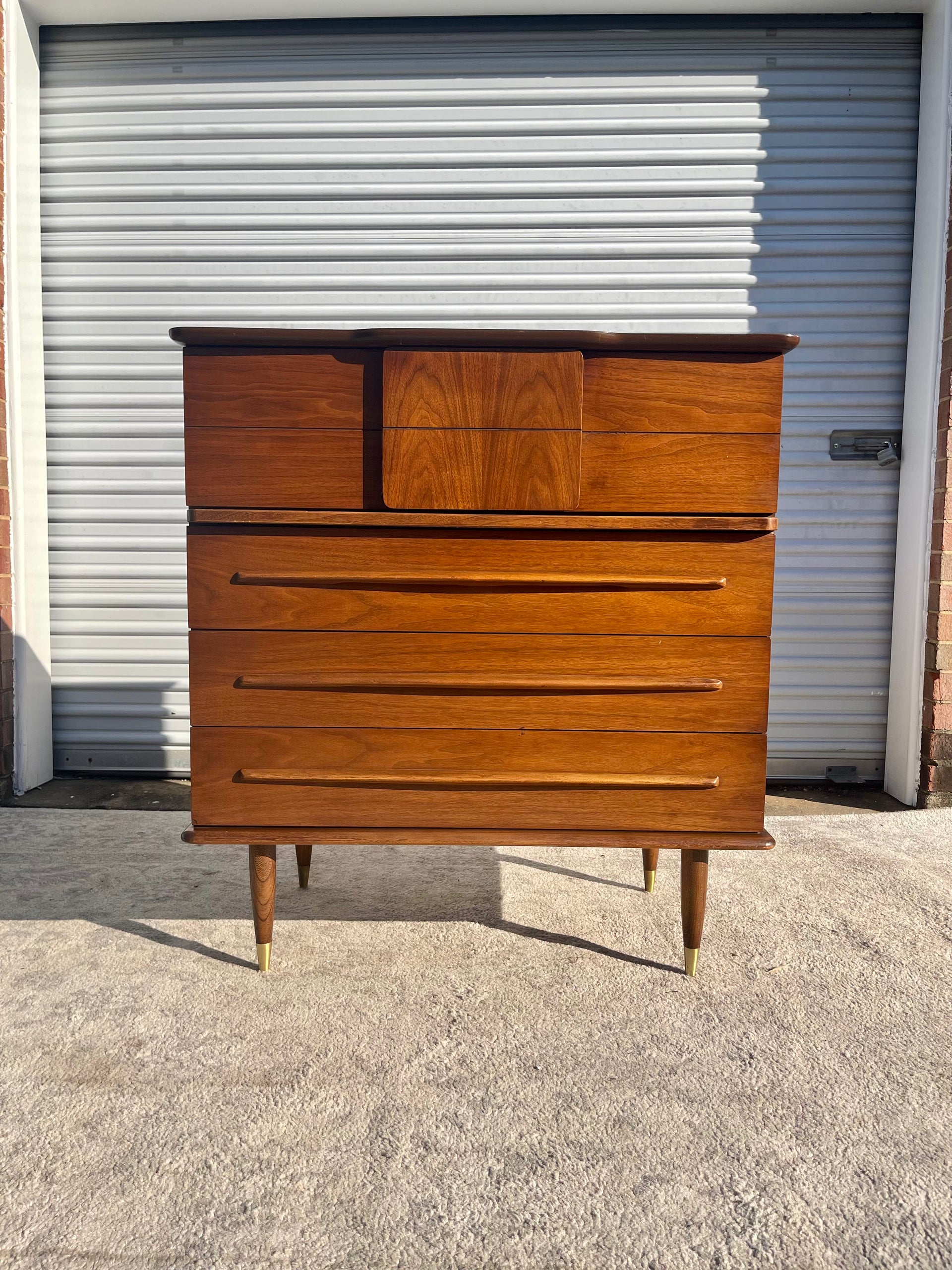 United Furniture Co. Tallboy Dresser