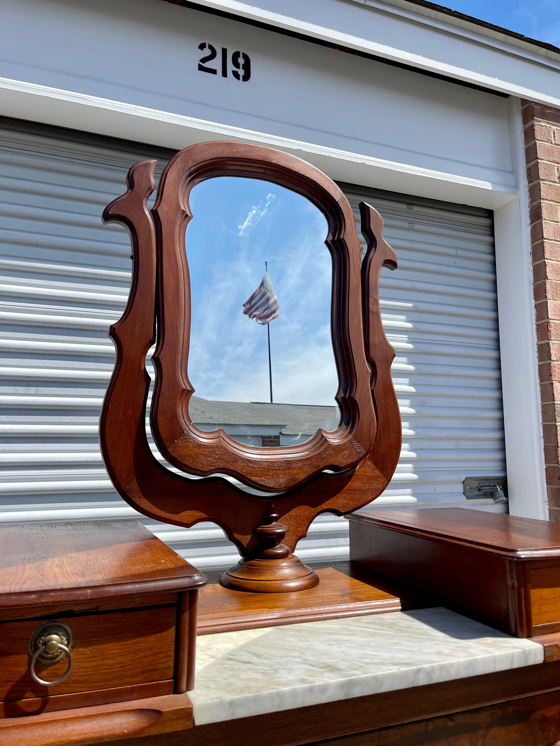 Victorian Eastlake Chest of Drawers with Marble Top and Mirror